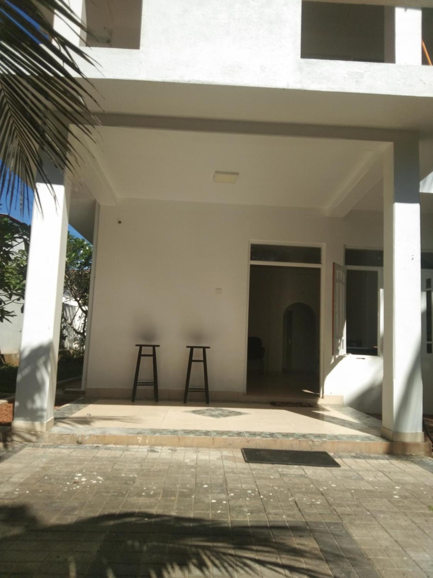 Ayu Hostel อัมบาลังโกดา ภายนอก รูปภาพ
