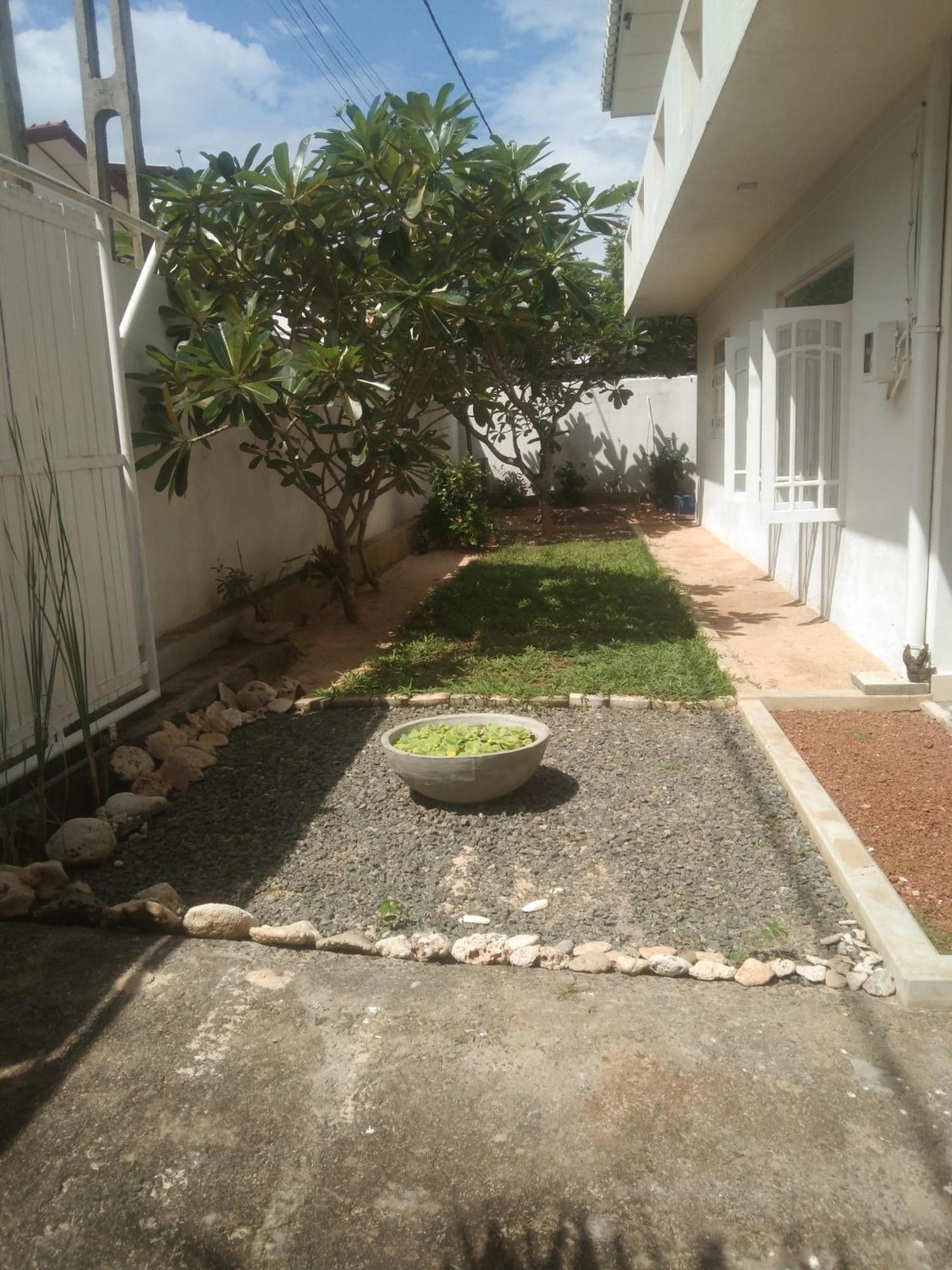 Ayu Hostel อัมบาลังโกดา ภายนอก รูปภาพ