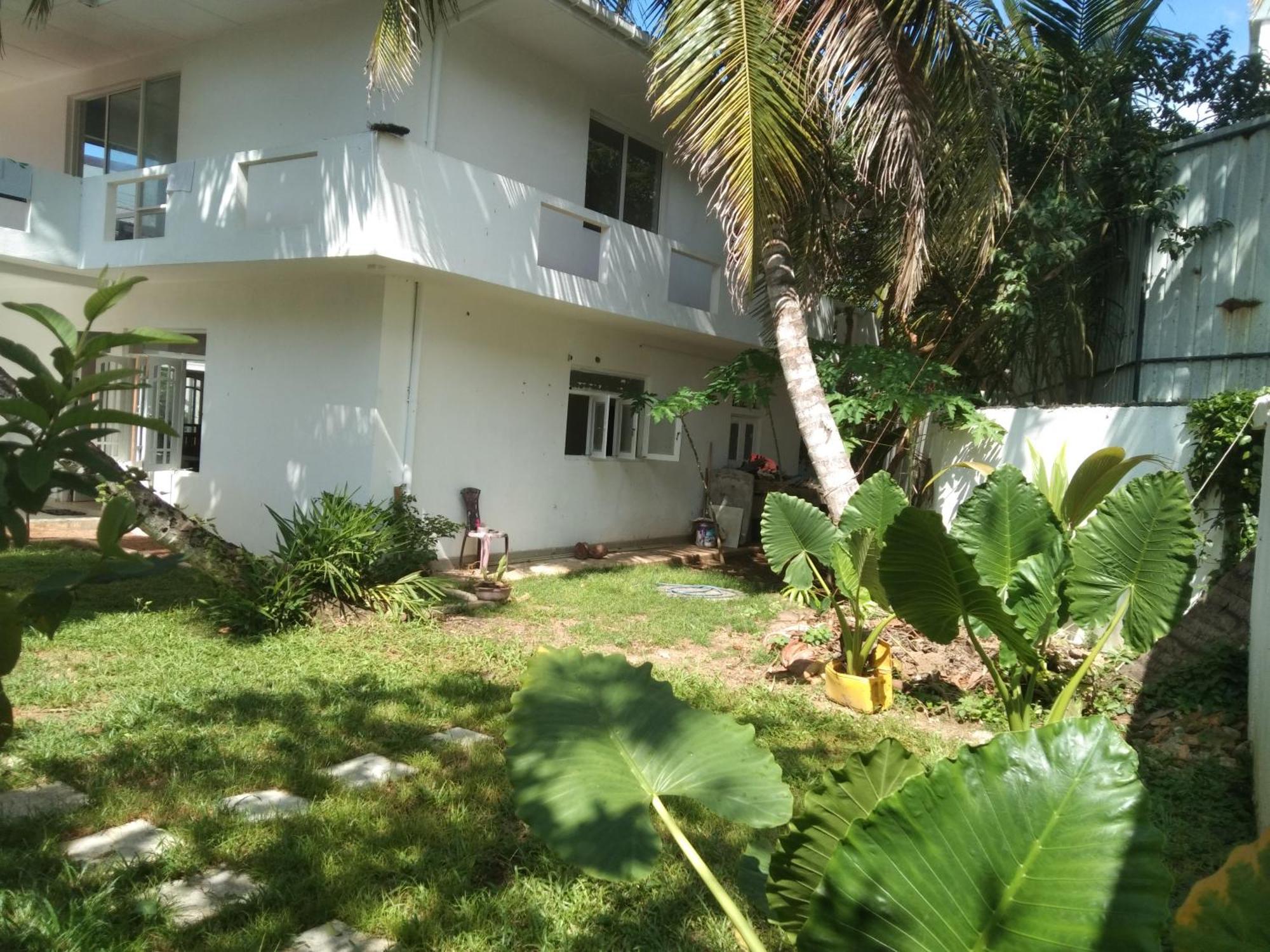 Ayu Hostel อัมบาลังโกดา ภายนอก รูปภาพ
